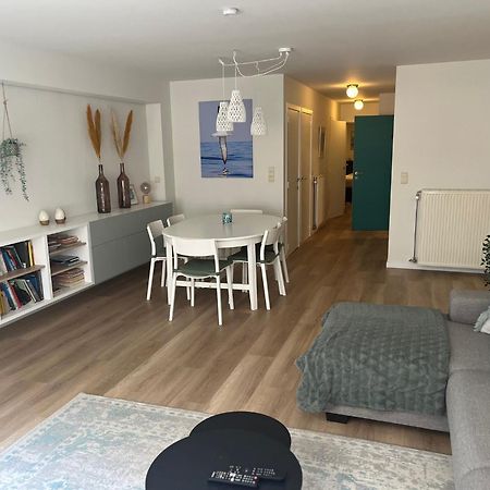 Tof En Ruim Appartement Op 50 Meter Van Strand! Knokke-Heist Kültér fotó